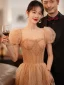 Elegante Champagner Ballkleider 2021 A Linie Eckiger Ausschnitt Perlenstickerei Geschwollenes Kurze Ärmel Rückenfreies Lange Festliche Kleider