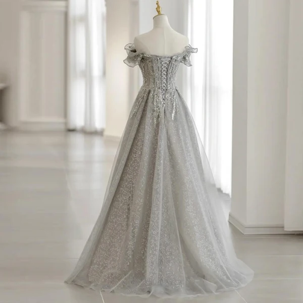 Charming Silver Beading Sequins Lace Flower Prom Dresses 2021 A-Line / Princess Off-The-Shoulder Short Sleeve Backless Floor-Length / Long Prom Formal Dresses