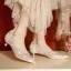 Elegant Champagne Lace Flower Wedding Shoes 2021 Pointed Toe 3 cm Stiletto Heels Low Heel Wedding Pumps High Heels