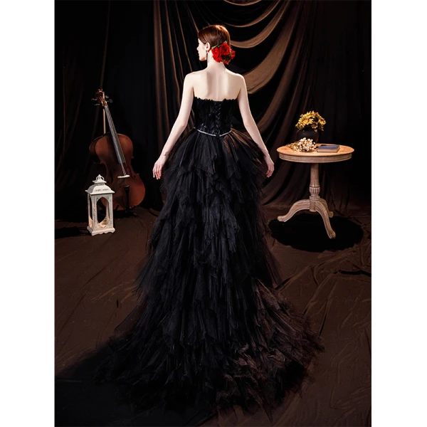 Sexy Black Feather Asymmetrical Evening Dresses 2021 Strapless Sleeveless Backless Sash Evening Party Formal Dresses