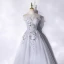 Élégant Argenté Paillettes En Dentelle Fleur Robe De Bal 2021 Princesse Volants Bustier Sans Manches Dos Nu Longue Robe De Ceremonie