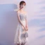 Charmant Champagne Robe De Soirée 2019 Princesse De l'épaule Appliques En Dentelle Fleur Paillettes Gland Sans Manches Dos Nu Thé Longueur Robe De Ceremonie