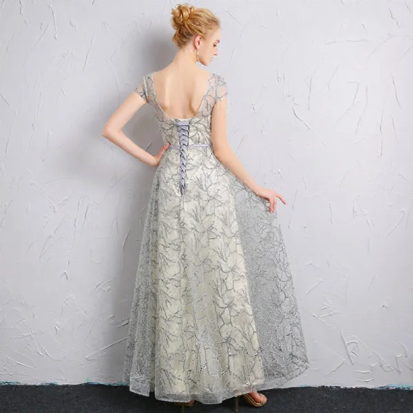 Chic / Beautiful Grey Bridesmaid Dresses 2018 A-Line / Princess Sash Glitter Scoop Neck Backless Short Sleeve Floor-Length / Long Wedding Party Dresses