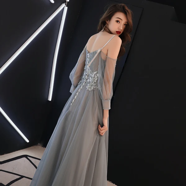 Elegant Grey Evening Dresses 2019 A-Line / Princess Spaghetti Straps Appliques Lace Flower Pearl Long Sleeve Backless Floor-Length / Long Formal Dresses