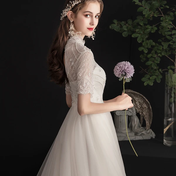 Chic / Belle Champagne Robe De Mariée 2019 Princesse Col Haut Perlage Paillettes Perle En Dentelle Fleur Manches Courtes Dos Nu Train De Balayage