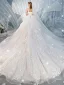 Étourdissant Champagne Robe De Mariée 2019 Princesse Encolure Dégagée Faux Diamant En Dentelle Fleur Appliques Sans Manches Dos Nu Volants en Cascade Royal Train