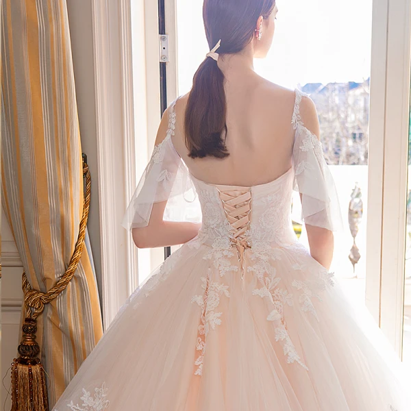 Elegant Champagne Wedding Dresses 2018 Ball Gown Lace Appliques Spaghetti Straps Backless Cathedral Train Short Sleeve Wedding