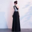 Sexy Schwarz Abendkleider 2019 A Linie One-Shoulder Pailletten Ärmellos Rückenfreies Gespaltete Front Lange Festliche Kleider