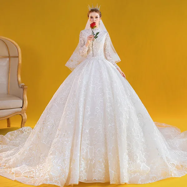 Vintage / Retro Ivory Ball Gown Wedding Dresses 2020 High Neck Lace Flower Long Sleeve Royal Train
