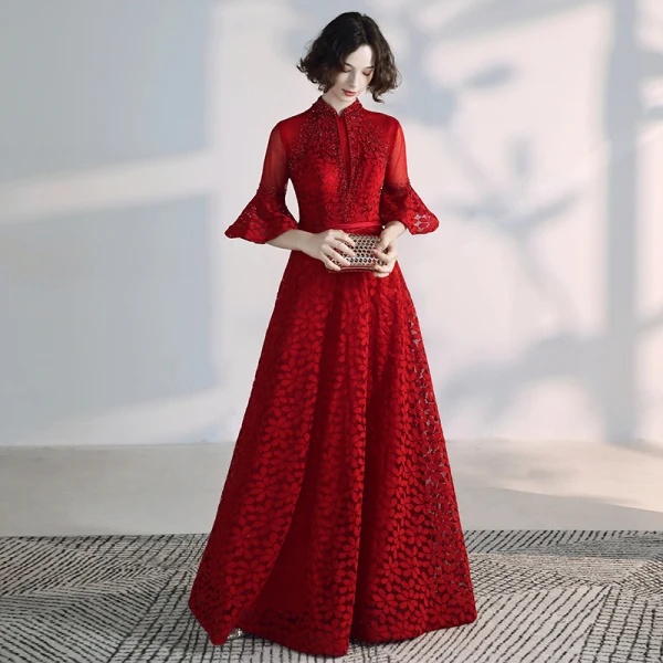 Elegant Kinesisk Stil Bourgogne Selskabskjoler 2020 Prinsesse Høj Hals Beading Perle Krystal Med Blonder Bell ærmer Halterneck Lange Kjoler