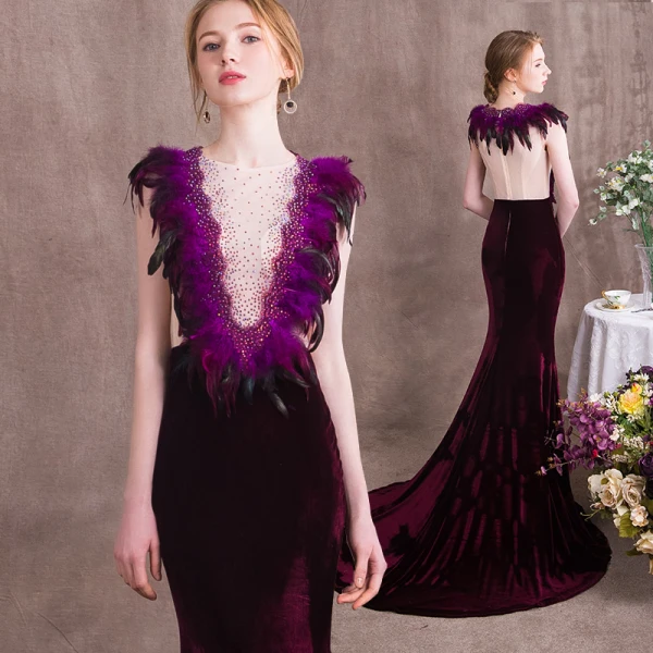 Amazing / Unique Grape Evening Dresses 2018 Trumpet / Mermaid Feather Rhinestone Scoop Neck Suede Sleeveless Sweep Train Formal Dresses