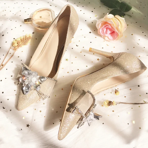 Charmant Champagner Hochzeit Brautjungfer Pumps 2019 Strass Schleife Pailletten 8 cm Stilettos Spitzschuh Brautschuhe