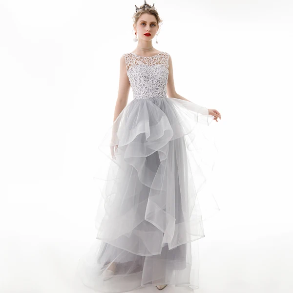 Classy Silver Prom Dresses 2020 A-Line / Princess Scoop Neck Lace Sequins Sleeveless Cascading Ruffles Sweep Train Formal Dresses