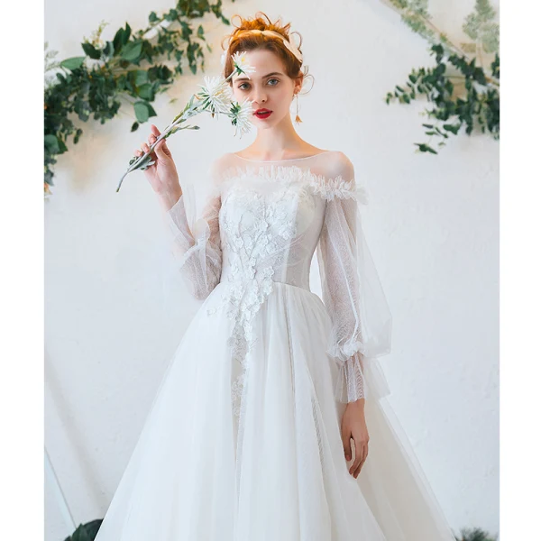 Chic Ivoire Robe De Mariée 2020 Princesse Encolure Dégagée Perle En Dentelle Fleur Manches Longues Tribunal Train