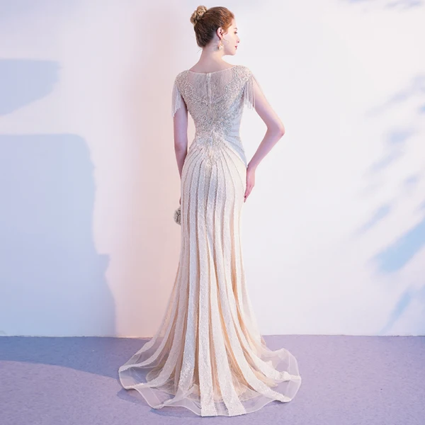 Luxe Champagne Robe De Soirée 2020 Trompette / Sirène Encolure Dégagée Fait main Perlage Gland En Dentelle Faux Diamant Paillettes Manches Courtes Train De Balayage Robe De Ceremonie
