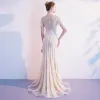 Luksusowe Szampan Sukienki Wieczorowe 2020 Syrena / Rozkloszowane Wycięciem Wykonany Ręcznie Frezowanie Kutas Z Koronki Rhinestone Cekiny Kótkie Rękawy Trenem Sweep Sukienki Wizytowe