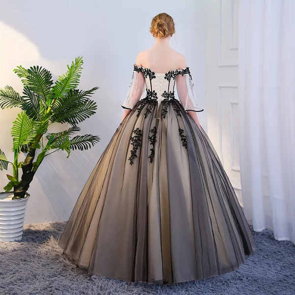Elegant Black Quinceañera Prom Dresses 2018 Ball Gown Lace Appliques Off-The-Shoulder Backless 1/2 Sleeves Floor-Length / Long Formal Dresses