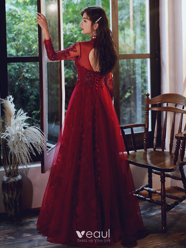 Elegant Burgundy Evening Dresses 2020 A Line Princess V Neck Beading Sequins Lace Flower Long Sleeve Backless Floor Length Long Formal Dresses