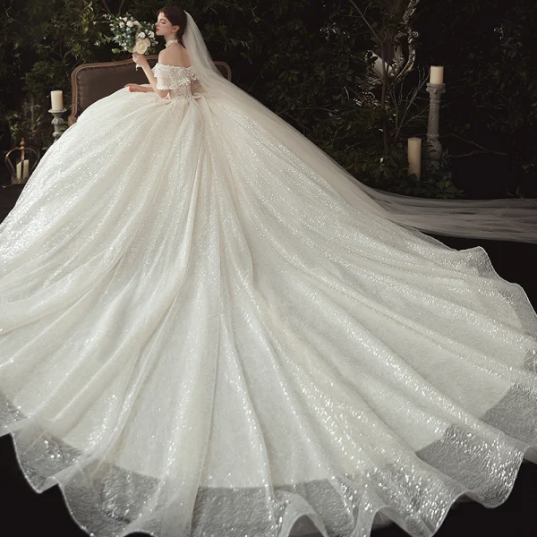 Luxury / Gorgeous Champagne Wedding Dresses 2020 Ball Gown Off-The-Shoulder Appliques Beading Sequins Lace Flower Short Sleeve Backless Royal Train