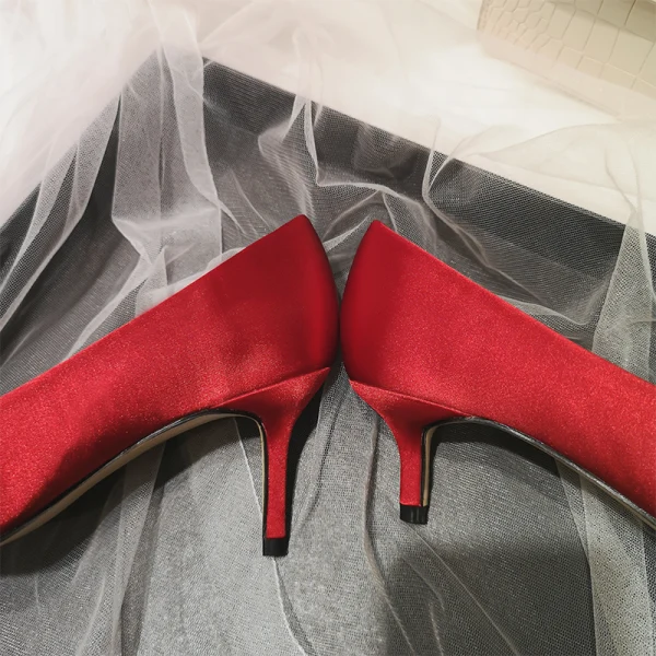 Simple Rouge Demoiselle D'honneur Escarpins 2020 Satin 7 cm Talons Aiguilles À Bout Pointu Escarpins