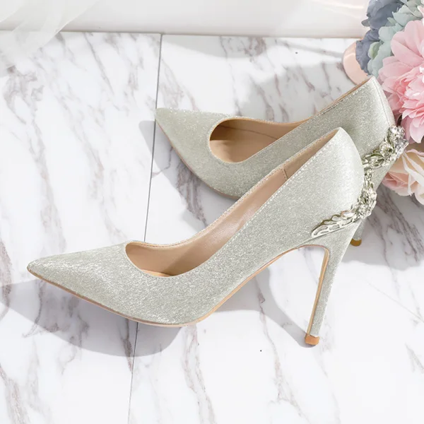Charming Silver Glitter Wedding Shoes 2020 Rhinestone 10 cm Stiletto Heels Pointed Toe Wedding Pumps