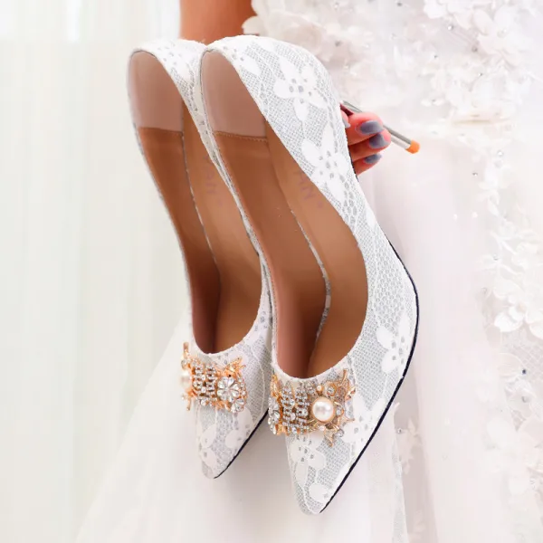 Charming Red Wedding Shoes 2020 Pearl Rhinestone Flower Lace 9 cm Stiletto Heels Pointed Toe Wedding Pumps