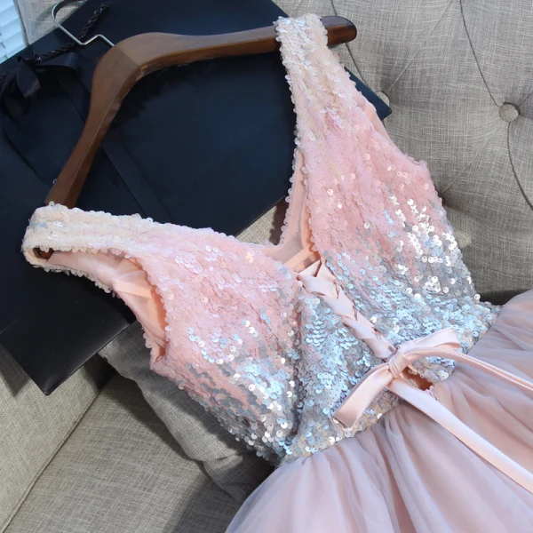 Sexy Pearl Rosa Cocktailkleider 2018 Schleife Pailletten V-Ausschnitt Ärmellos Rückenfreies Kurze Festliche Kleider