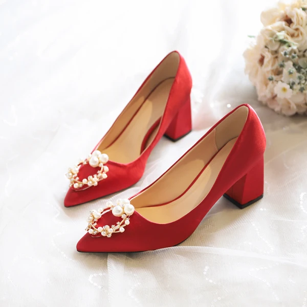 Edles Champagner Satin Brautschuhe 2020 Perle Strass 9 cm Thick Heels Spitzschuh Hochzeit Pumps