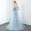 Fabuleux Bleu Ciel Robe De Soirée 2020 Trompette / Sirène Encolure Dégagée Perle Faux Diamant En Dentelle Fleur Appliques Manches Longues Longue Robe De Ceremonie