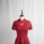 Kinesisk Stil Burgundy Aftonklänningar 2020 Prinsessa Hög Hals Beading Rhinestone Spets Blomma Korta ärm Halterneck Långa Formella Klänningar