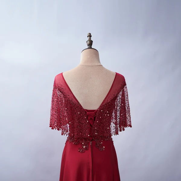 Élégant Bordeaux Robe De Soirée 2020 Princesse Encolure Dégagée Perlage Faux Diamant Paillettes En Dentelle Fleur Manches Courtes Dos Nu Train De Balayage Robe De Ceremonie