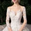 Haut de Gamme Ivoire Robe De Mariée 2020 Robe Boule Encolure Dégagée Perlage Faux Diamant En Dentelle Fleur Manches Longues Dos Nu Royal Train