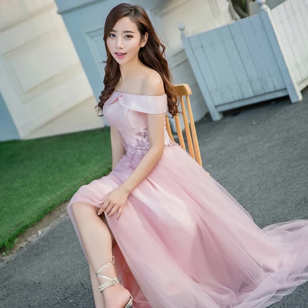 Chic / Beautiful Candy Pink Prom Dresses 2018 A-Line / Princess Appliques Pearl Off-The-Shoulder Backless Sleeveless Floor-Length / Long Formal Dresses