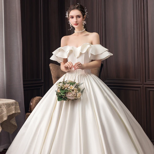 Modest / Simple Ivory Wedding Dresses 2020 Ball Gown Off-The-Shoulder Short Sleeve Backless Floor-Length / Long