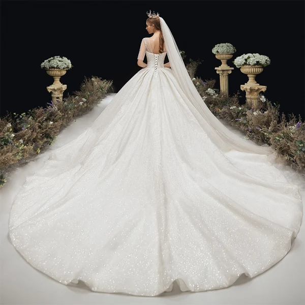Luxe Glitter Ivoire Robe De Mariée 2020 Robe Boule V-Cou Perlage Cristal Paillettes Manches Courtes Dos Nu Royal Train
