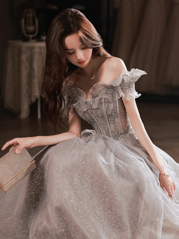 Charming Silver Prom Dresses 2022 A-Line / Princess Off-The-Shoulder Short Sleeve Backless Floor-Length / Long Formal Dresses