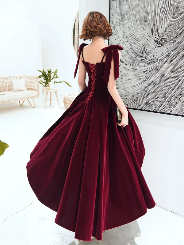 Modest / Simple Burgundy Suede Prom Dresses 2022 A-Line / Princess Spaghetti Straps Bow Sleeveless Backless Floor-Length / Long Formal Dresses