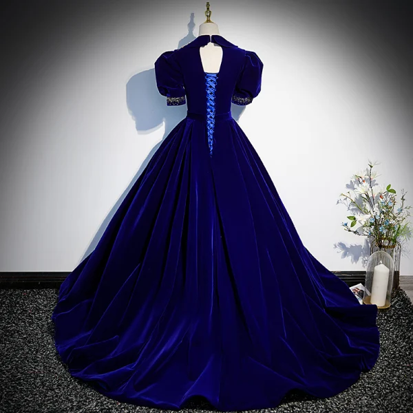 Vintage / Retro Royal Blue Suede Prom Dresses 2022 Ball Gown V-Neck Puffy Short Sleeve Rhinestone Lace Flower Backless Floor-Length / Long Formal Dresses