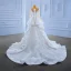 High End Weiß Perlenstickerei Spitze Blumen Fallende Rüsche Brautkleider / Hochzeitskleider 2022 Meerjungfrau Rundhalsausschnitt Lange Ärmel Hof-Schleppe Hochzeit