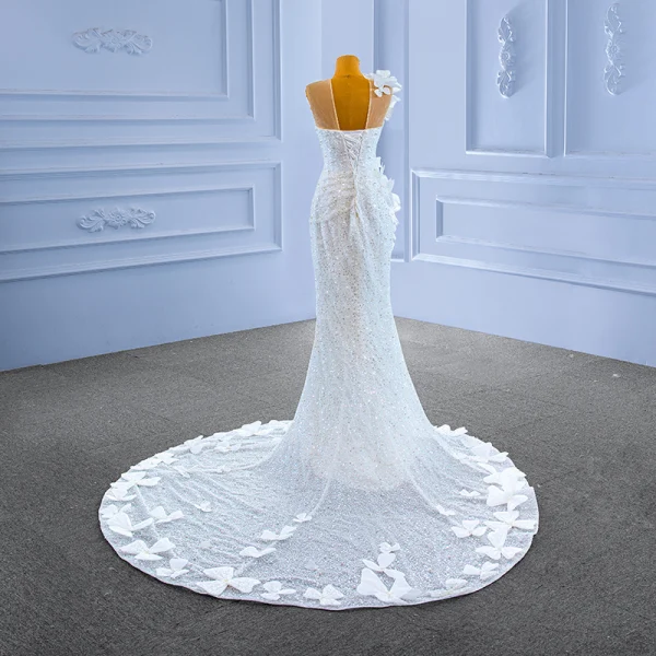 Sparkly High-end White Beading Pearl Sequins Wedding Dresses 2022 Trumpet / Mermaid Scoop Neck Appliques Sleeveless Backless Chapel Train Wedding