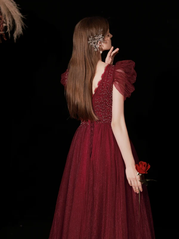 Charming Burgundy Prom Dresses 2022 A-Line / Princess V-Neck Puffy Short Sleeve Beading Sequins Backless Floor-Length / Long Formal Dresses