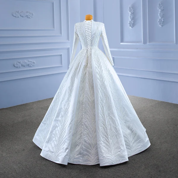 Muslim Elegant White Satin Wedding Dresses 2022 Ball Gown High Neck Handmade  Beading Pearl Lace Flower Long Sleeve Floor-Length / Long Wedding