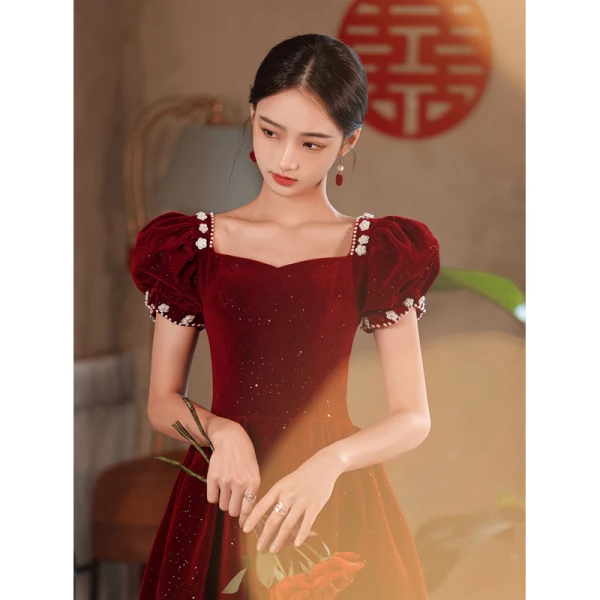 Elegant Burgundy Suede Prom Dresses 2022 A-Line / Princess Square Neckline Puffy Short Sleeve Backless Pearl Sequins Floor-Length / Long Formal Dresses