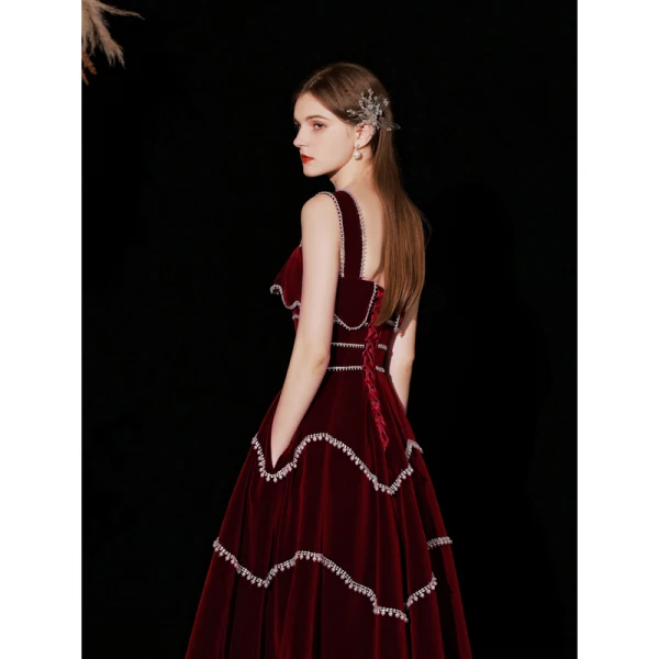 Charming Burgundy Suede Prom Dresses 2022 A-Line / Princess Square Neckline Sleeveless Pearl Rhinestone Backless Floor-Length / Long Formal Dresses