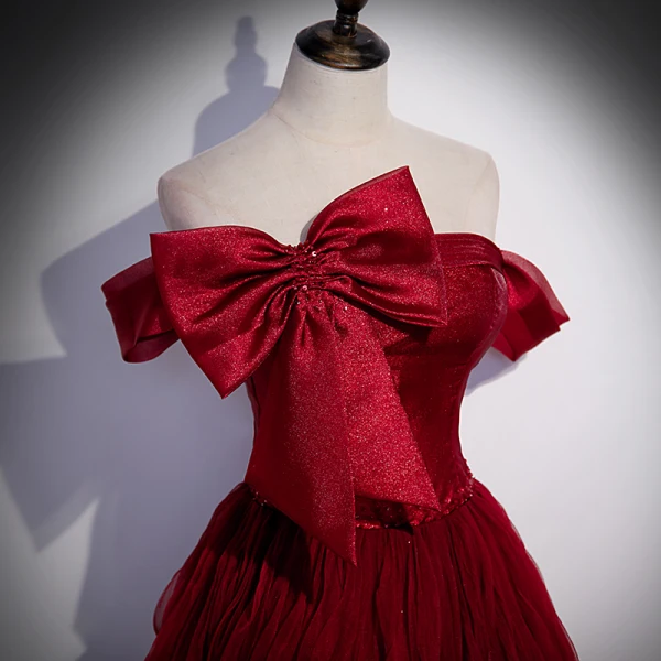 Charming Burgundy Cascading Ruffles Prom Dresses 2022 A-Line / Princess Bow Off-The-Shoulder Short Sleeve Backless Floor-Length / Long Formal Dresses