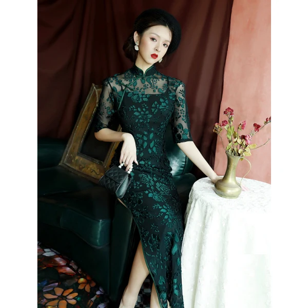 Vintage / Retro Dark Green Split Front Cheongsam 2022 Trumpet / Mermaid High Neck Short Sleeve Tea-length Evening Party Cheongsam / Qipao