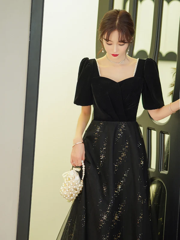 Elegant Black Sequins Prom Dresses 2022 A-Line / Princess Pearl Square Neckline Short Sleeve Backless Floor-Length / Long Formal Dresses
