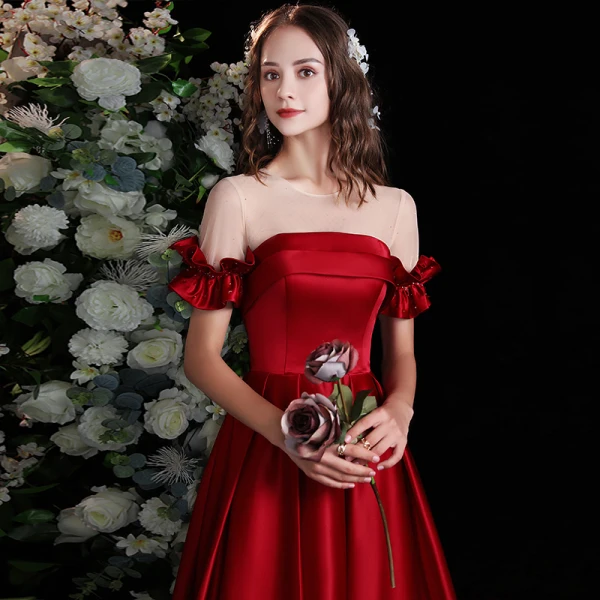 Elegant Burgundy Satin Prom Dresses 2022 A-Line / Princess Scoop Neck Short Sleeve Backless Floor-Length / Long Formal Dresses