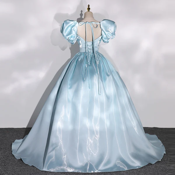 Élégant Bleu Ciel Satin Robe De Bal 2022 Robe Boule Gonflée Encolure Carrée Faux Diamant Ceinture Manches Courtes Dos Nu Longue Robe De Ceremonie