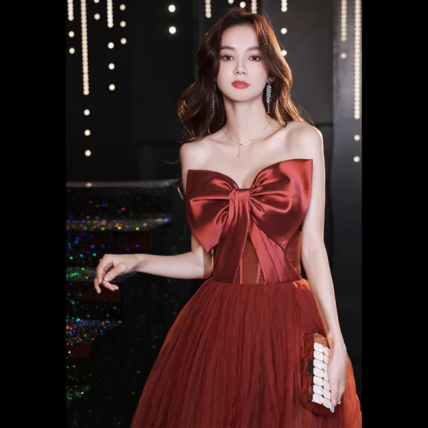 Chic / Beautiful Burgundy Prom Dresses 2022 A-Line / Princess Strapless Bow Sleeveless Backless Floor-Length / Long Formal Dresses